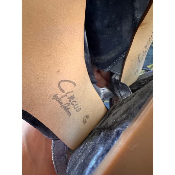 Sam Edelman Miranda Two-Piece Platform Velvet Heels Size 6.5 - Picture 8 of 9